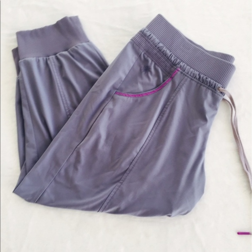 NWOT Athleta Joggers